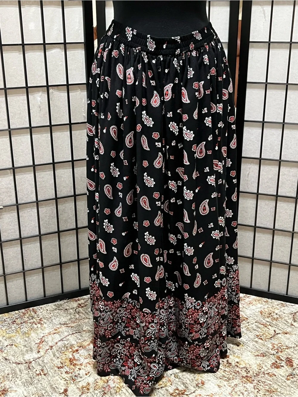 VINTAGE 90s Black AND RED Paisley Tiered Maxi Skirt by RHYTHM BLUE WOMEN SIZE XL